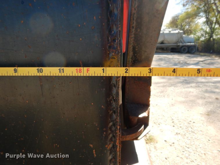 image for item DJ6699 2009 Peterbilt 340  dump truck