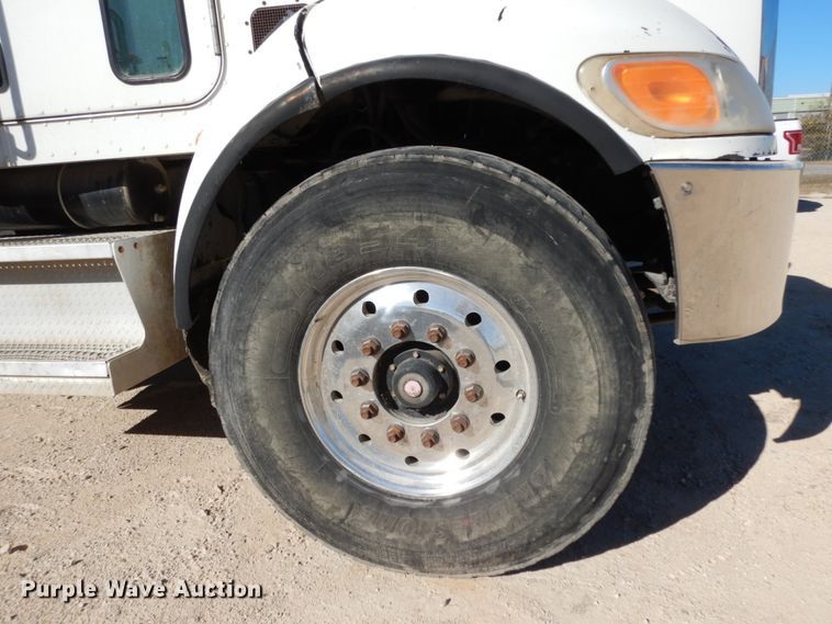 image for item DJ6699 2009 Peterbilt 340  dump truck