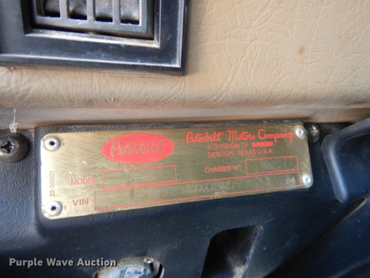 image for item DJ6699 2009 Peterbilt 340  dump truck