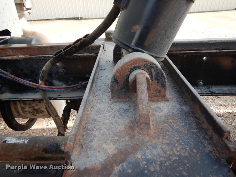 image for item DJ6699 2009 Peterbilt 340  dump truck