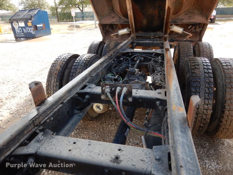 image for item DJ6699 2009 Peterbilt 340  dump truck