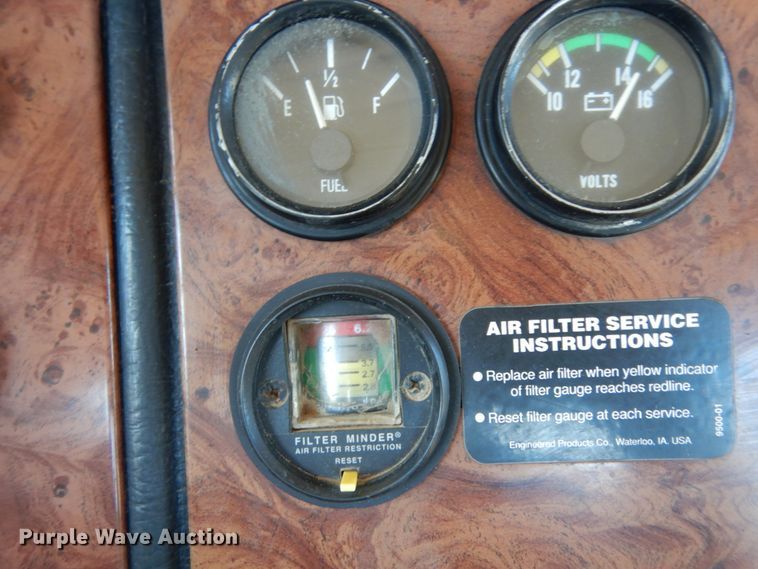 image for item DJ8130 2005 Peterbilt 378  semi truck