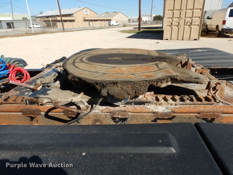 image for item DJ8130 2005 Peterbilt 378  semi truck