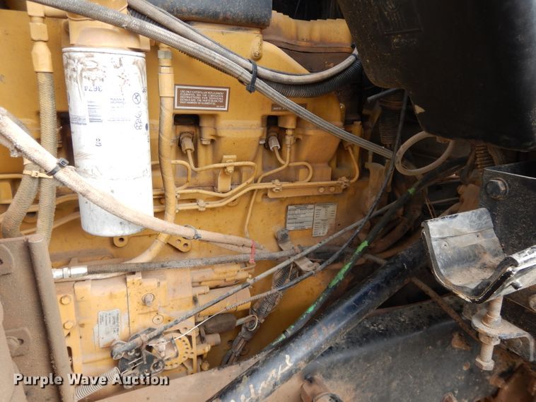 image for item DL2624 Caterpillar 3406 six cylinder diesel engine