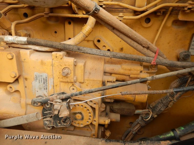 image for item DL2624 Caterpillar 3406 six cylinder diesel engine