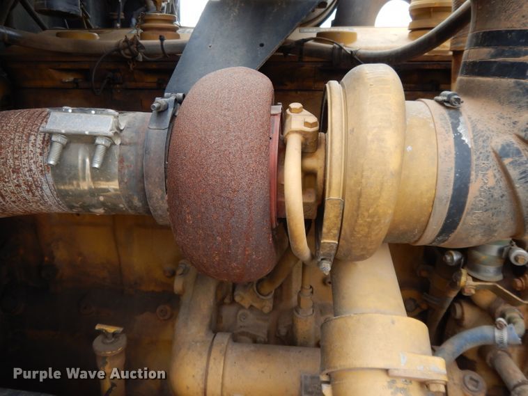 image for item DL2624 Caterpillar 3406 six cylinder diesel engine