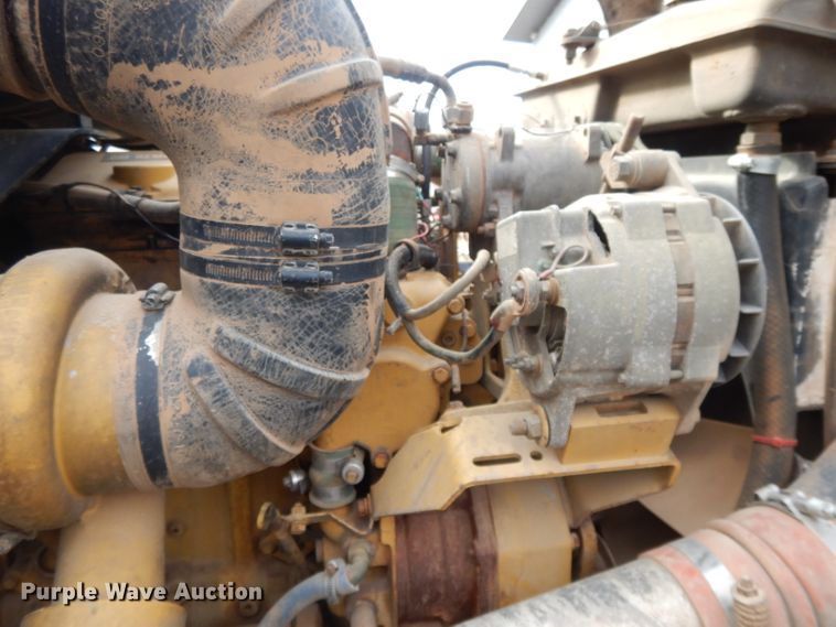 image for item DL2624 Caterpillar 3406 six cylinder diesel engine