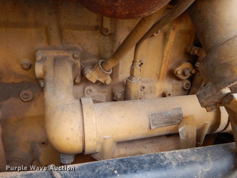 image for item DL2624 Caterpillar 3406 six cylinder diesel engine