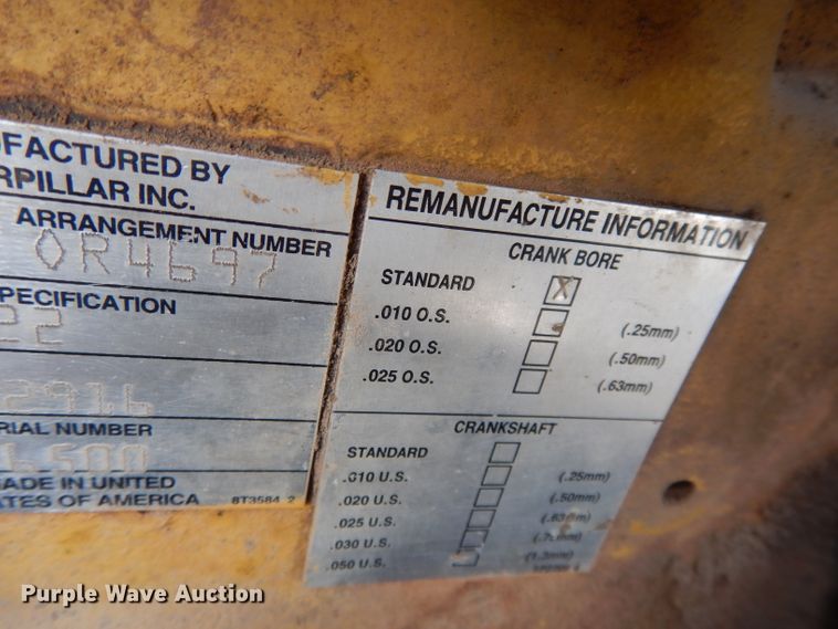 image for item DL2624 Caterpillar 3406 six cylinder diesel engine