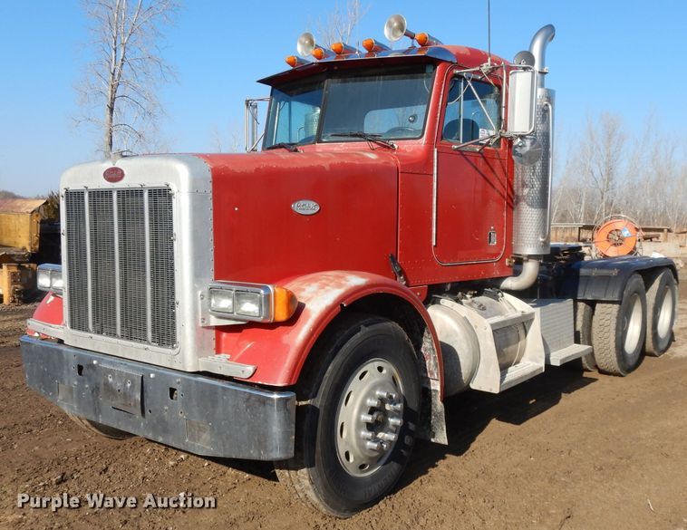 image for item DL2630 2000 Peterbilt 378  semi truck