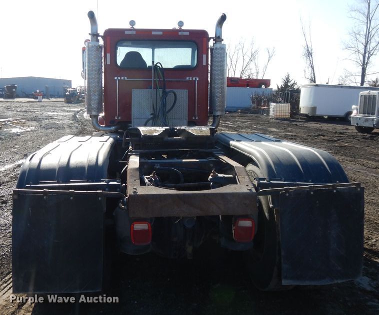 image for item DL2630 2000 Peterbilt 378  semi truck