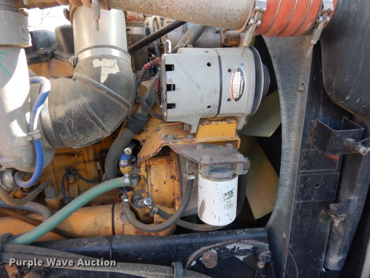 image for item DL2630 2000 Peterbilt 378  semi truck