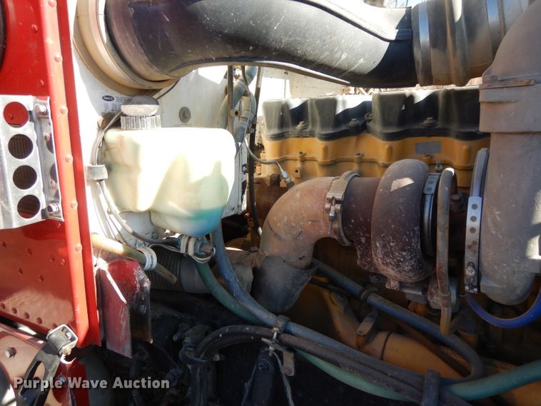 image for item DL2630 2000 Peterbilt 378  semi truck