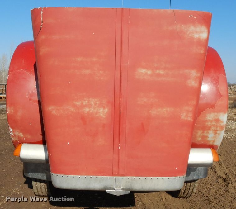 image for item DL2630 2000 Peterbilt 378  semi truck