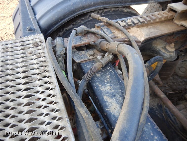 image for item DL2630 2000 Peterbilt 378  semi truck