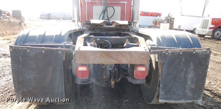 image for item DL2630 2000 Peterbilt 378  semi truck