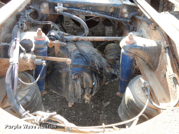 image for item DL2630 2000 Peterbilt 378  semi truck