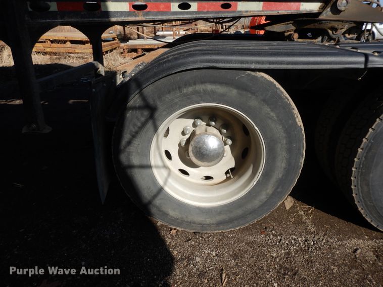 image for item DL2630 2000 Peterbilt 378  semi truck