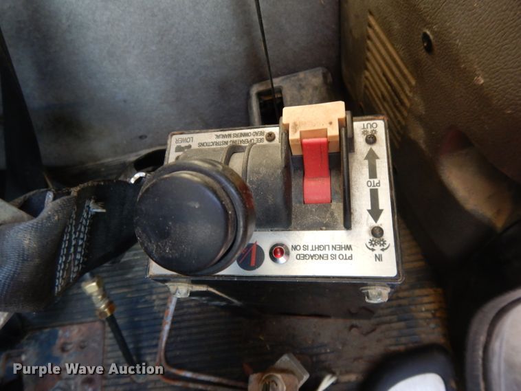 image for item DL2632 2010 Peterbilt 389  semi truck