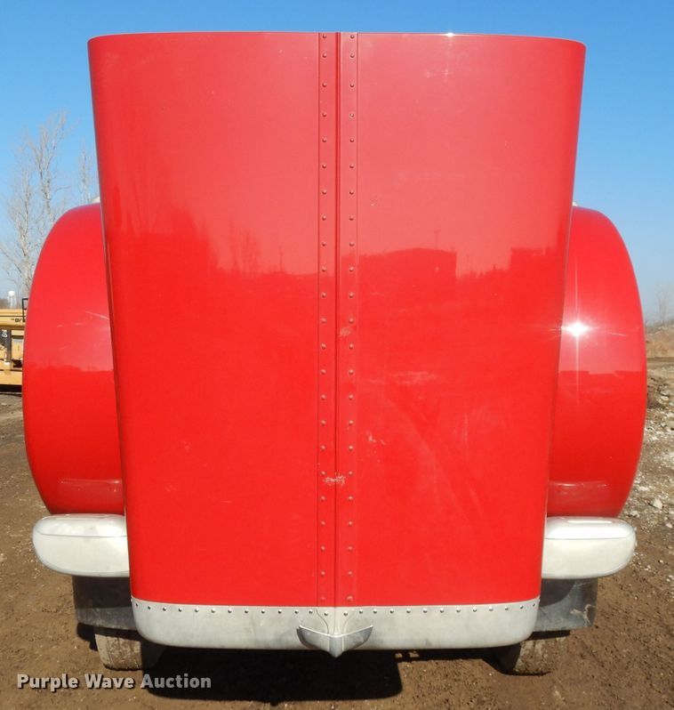 image for item DL2632 2010 Peterbilt 389  semi truck