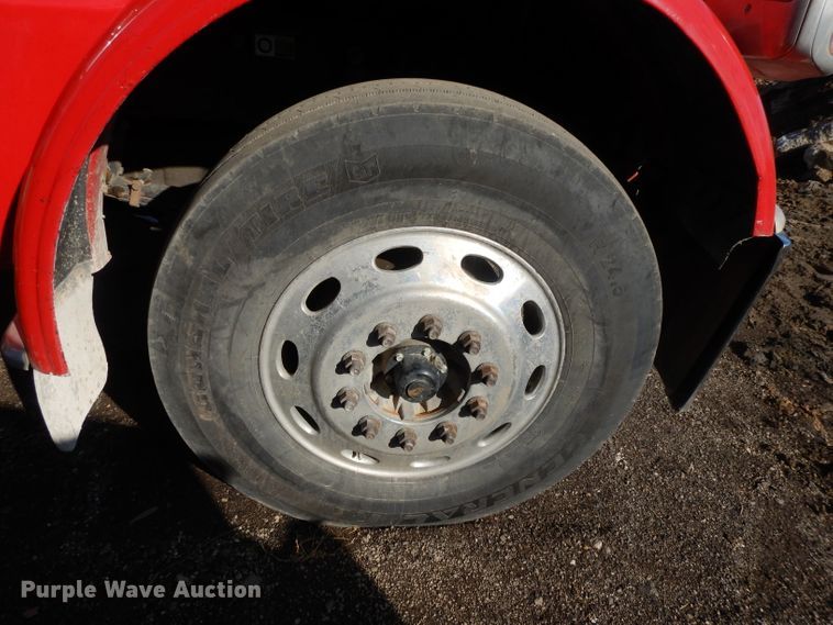 image for item DL2632 2010 Peterbilt 389  semi truck