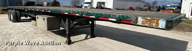 image for item EL9701 2005 Cheetah flatbed trailer