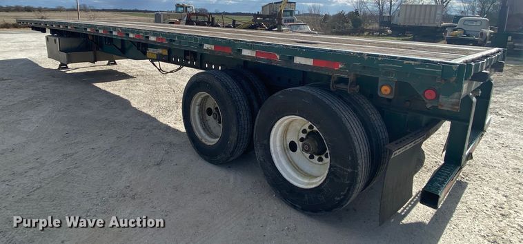 image for item EL9701 2005 Cheetah flatbed trailer