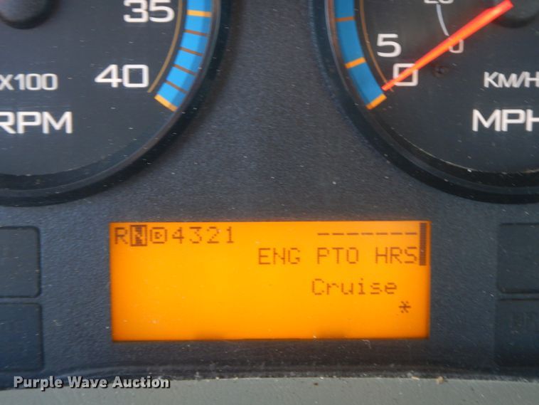 image for item GK9683 2009 International DuraStar 4400  truck cab and chassis