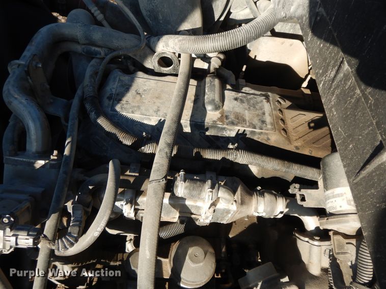 image for item GK9683 2009 International DuraStar 4400  truck cab and chassis