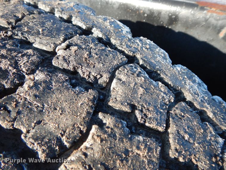 image for item GK9683 2009 International DuraStar 4400  truck cab and chassis