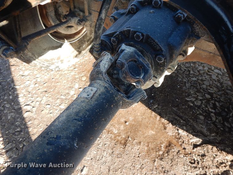 image for item GK9683 2009 International DuraStar 4400  truck cab and chassis