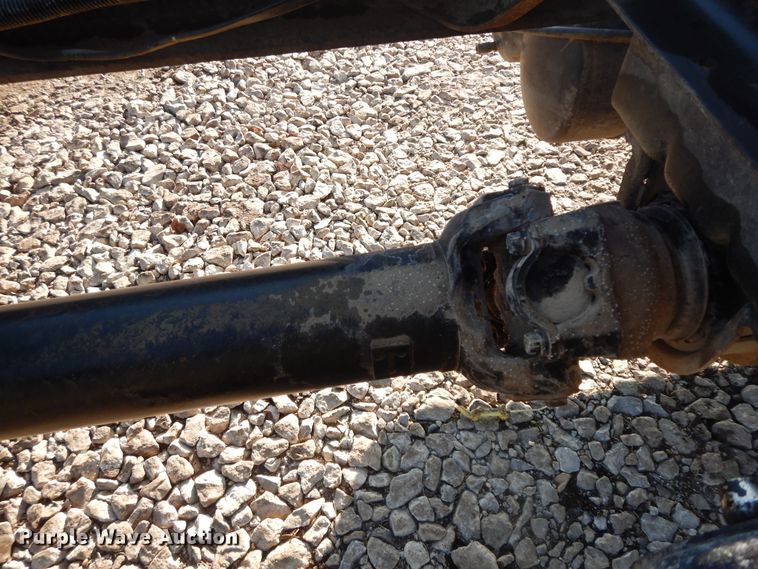 image for item GK9683 2009 International DuraStar 4400  truck cab and chassis