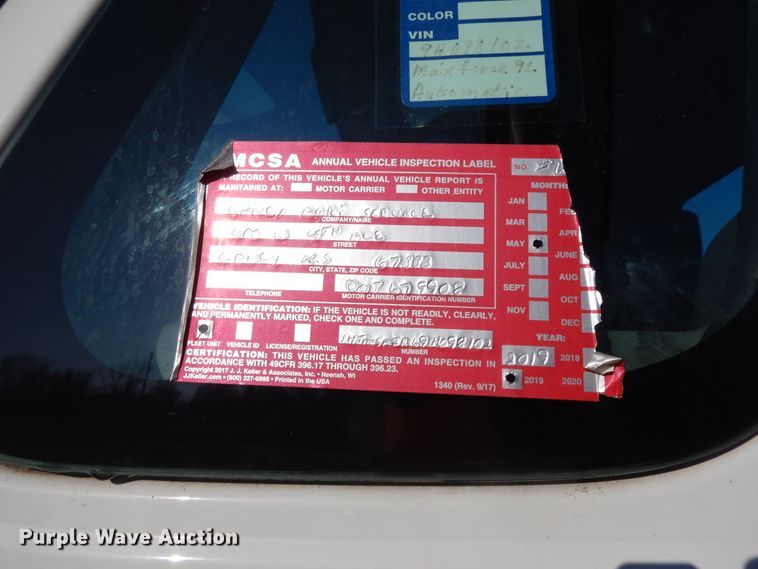 image for item GK9683 2009 International DuraStar 4400  truck cab and chassis