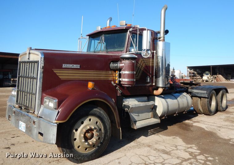 image for item GK9688 1993 Kenworth W900  semi truck