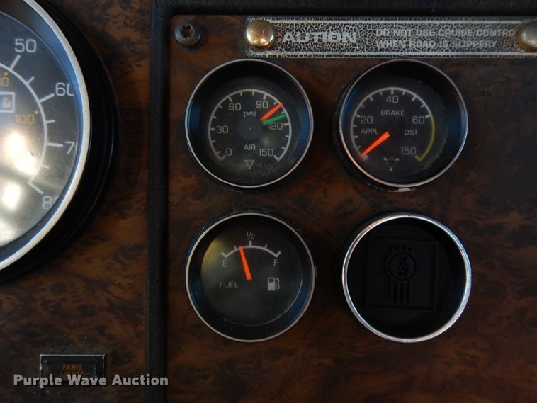 image for item GK9688 1993 Kenworth W900  semi truck