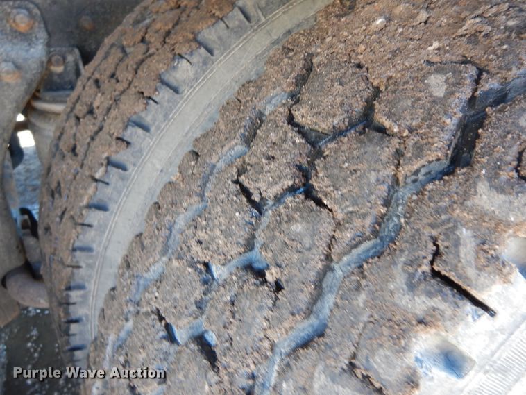 image for item GK9688 1993 Kenworth W900  semi truck