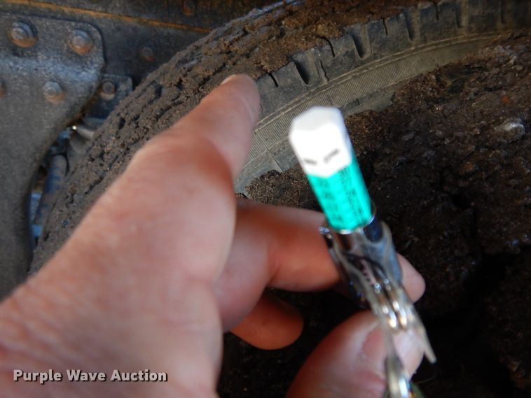 image for item GK9688 1993 Kenworth W900  semi truck