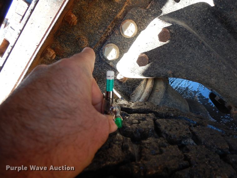 image for item GK9688 1993 Kenworth W900  semi truck