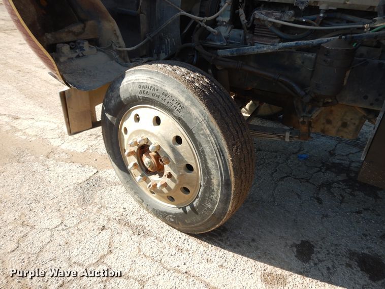 image for item GK9688 1993 Kenworth W900  semi truck