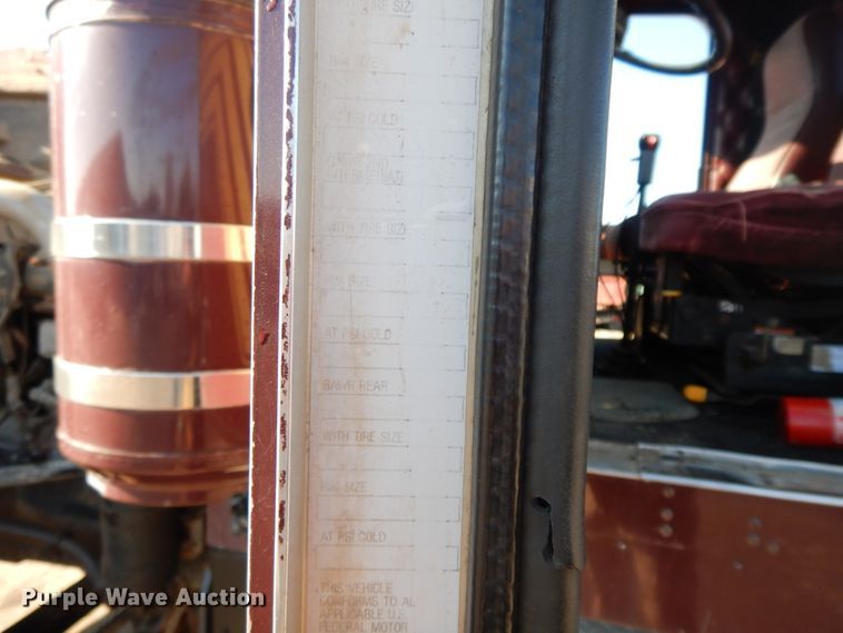 image for item GK9688 1993 Kenworth W900  semi truck