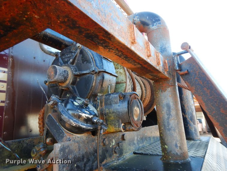 image for item GK9688 1993 Kenworth W900  semi truck