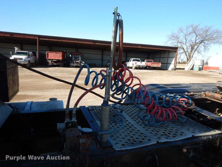 image for item GK9688 1993 Kenworth W900  semi truck