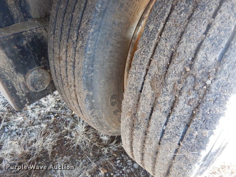 image for item GK9689 2003 SHBO STDK drop deck equipment trailer