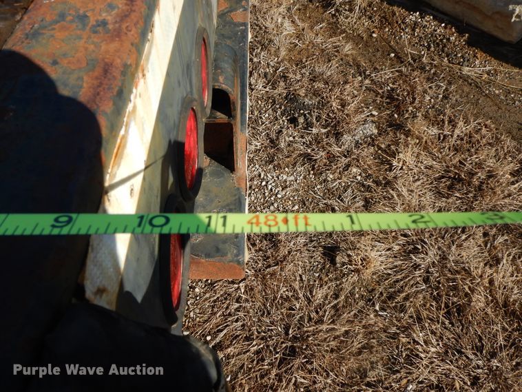 image for item GK9689 2003 SHBO STDK drop deck equipment trailer