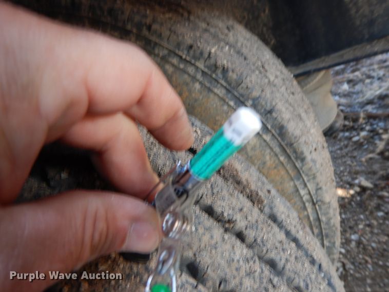 image for item GK9689 2003 SHBO STDK drop deck equipment trailer