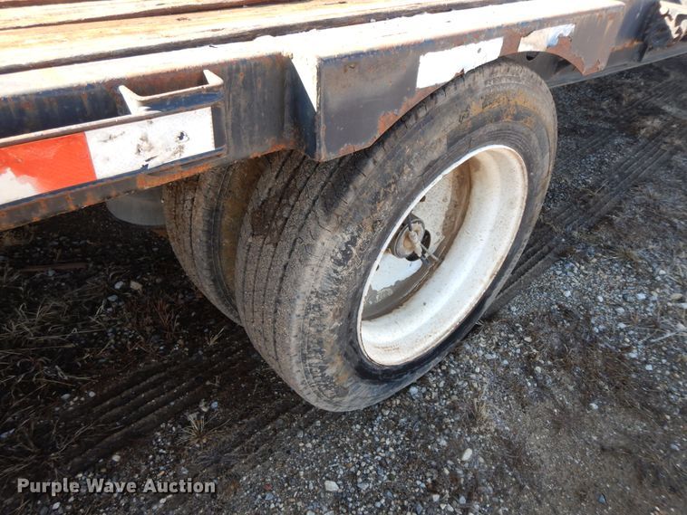 image for item GK9689 2003 SHBO STDK drop deck equipment trailer