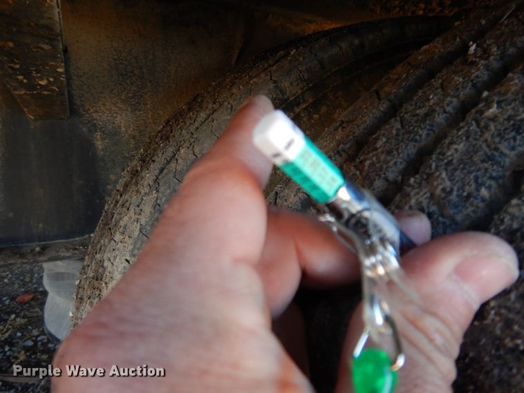 image for item GK9689 2003 SHBO STDK drop deck equipment trailer