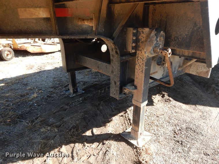 image for item GK9689 2003 SHBO STDK drop deck equipment trailer