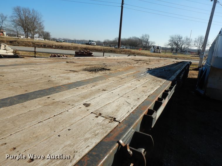 image for item GK9689 2003 SHBO STDK drop deck equipment trailer