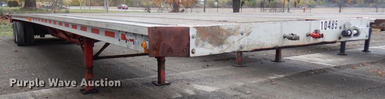 image for item HD9105 1995 Wilson CF-900 flatbed trailer